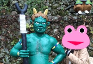 犬山の桃太郎神社の緑の鬼の像